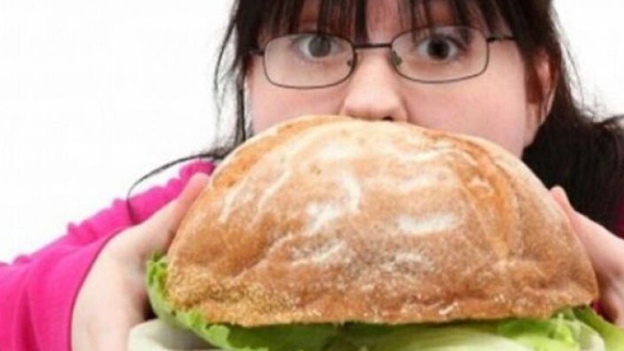 Obezite sarı nokta hastalığını tetikliyor!