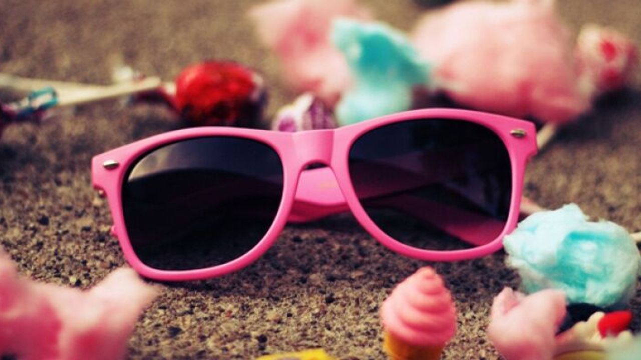 Kaliteli bir güneş gözlüğü nasıl olur?