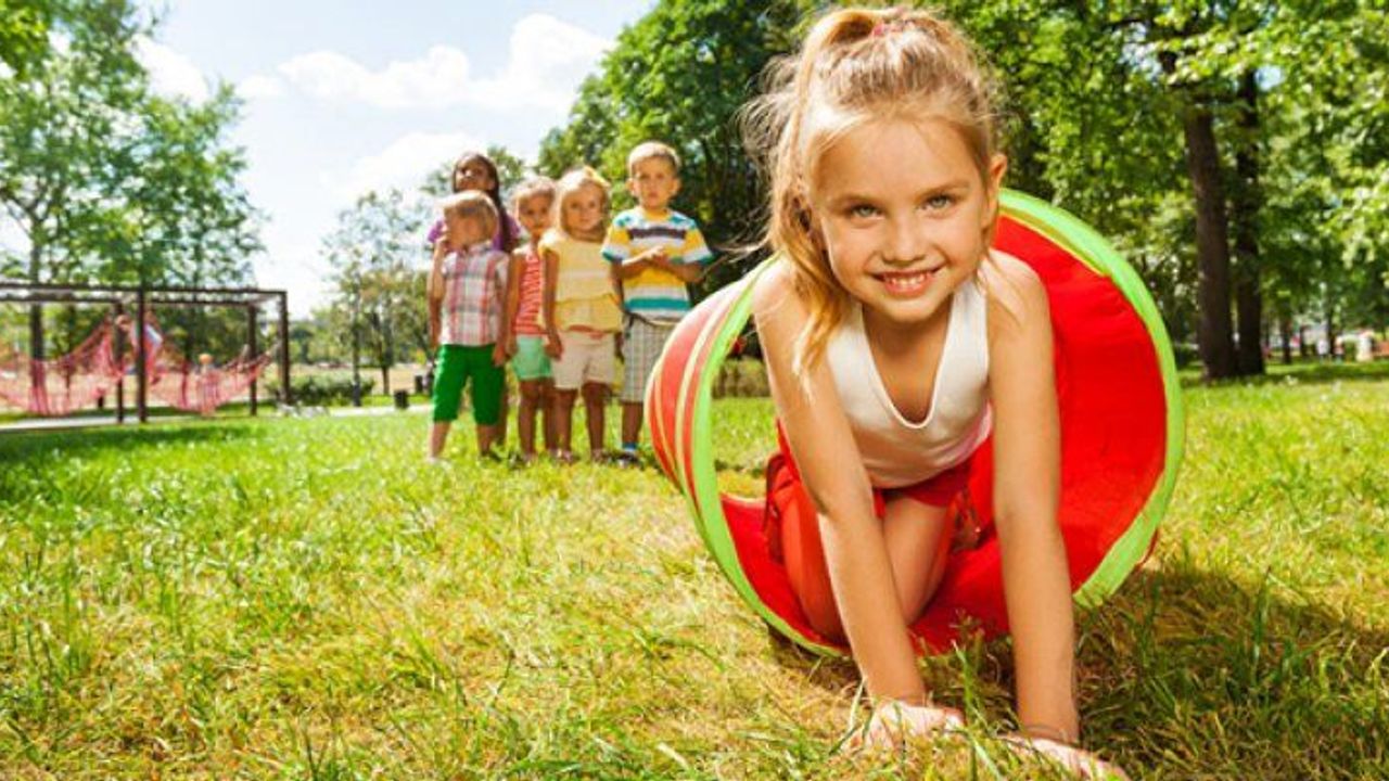 Dışarıda Oynayan Çocukların Gözleri Daha Sağlıklı